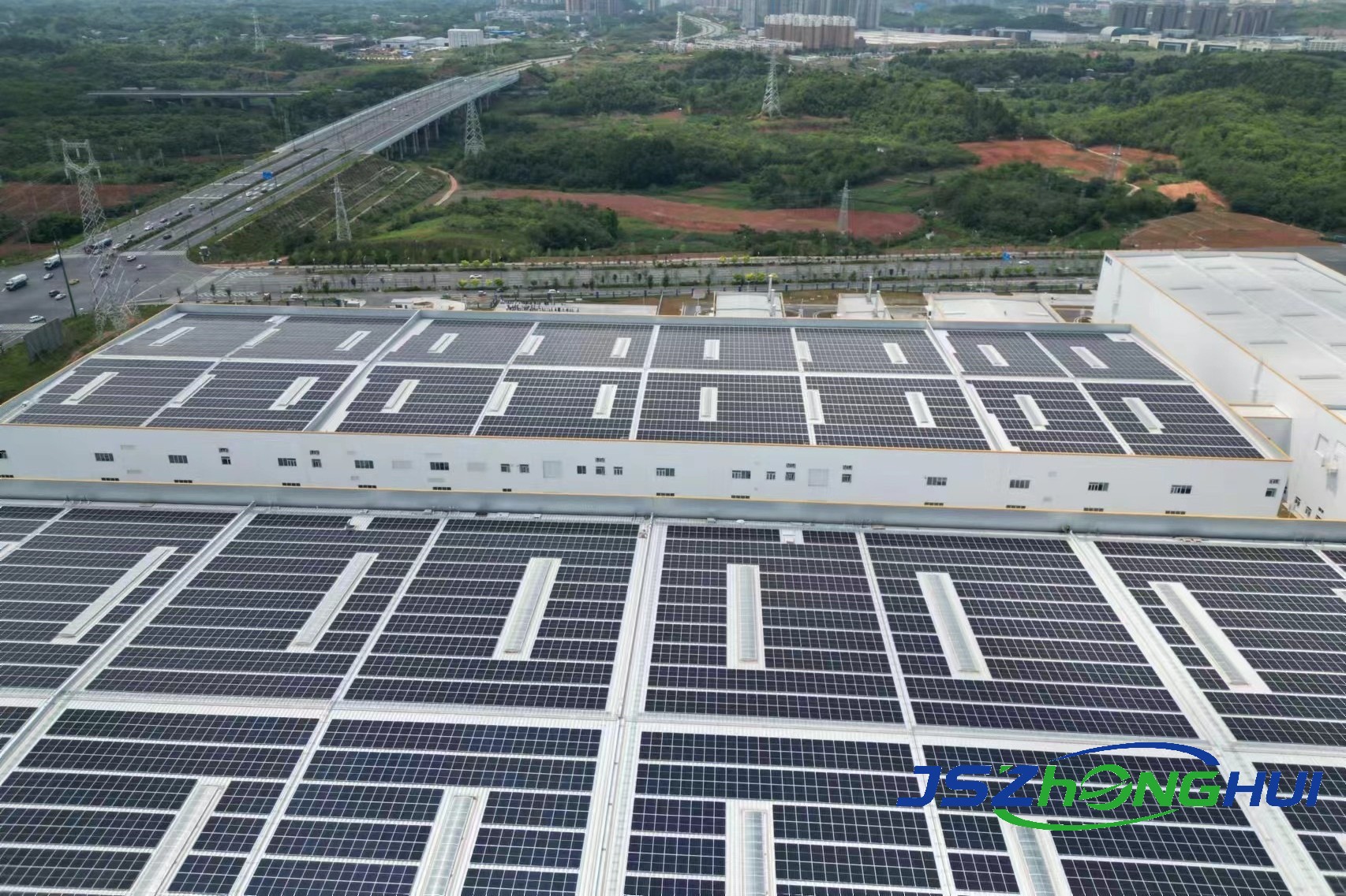 昆山水泥屋顶项目1.8MW.jpg